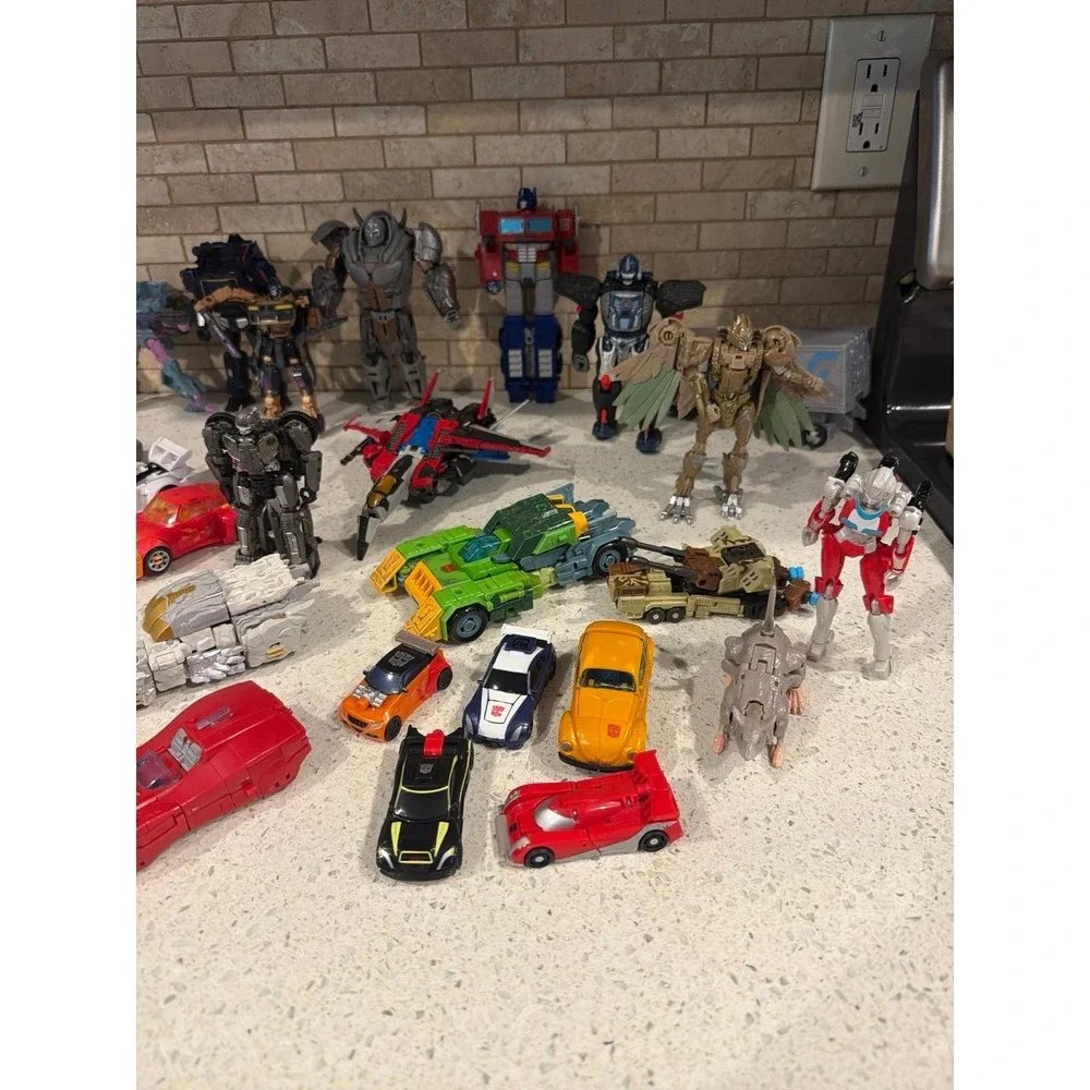 Huge Transformers Action Figure Vehicle Lot Optimus Prime Autobots Decepticons